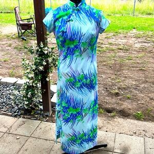 Rare True Vintage 1960s Retro Hawaiian Cheongsam Dress